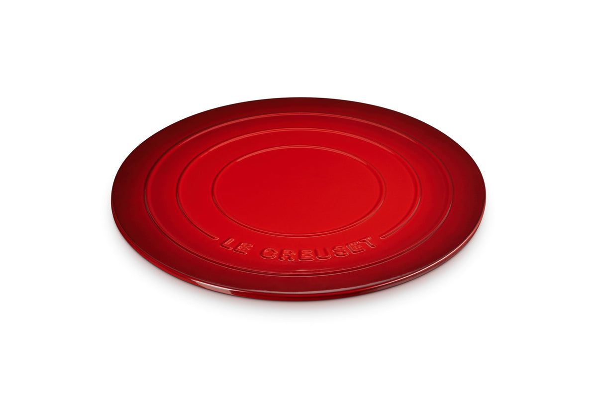 Le Creuset pizza stone Cerise with glazed side for easy release