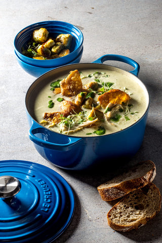 Le Creuset Signature Round Dutch Oven oven-to-table performance elevates serving.
