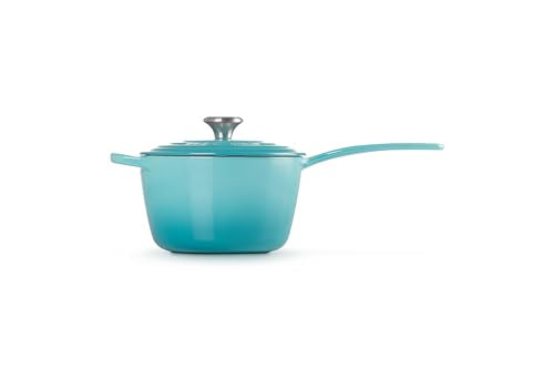 Le Creuset Signature saucepan lid with steam circulation.