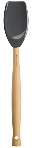 Le Creuset silicone basting brush that spreads sauces smoothly and cleans easily.