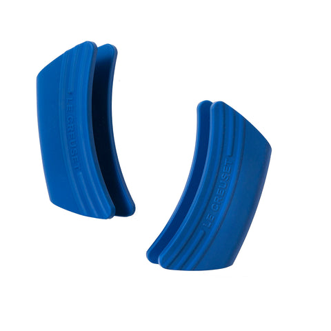 Le Creuset handle grips 5in x 2.5in provide a secure, non-slip grip for cookware.