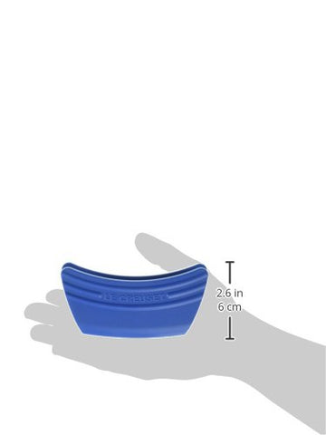 Two-piece silicone grip set in Marseille color for versatile kitchen use.