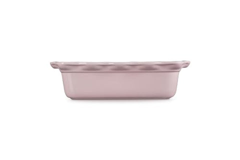 Le Creuset heritage loaf pan perfect for pound cake release.