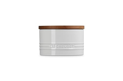 Le Creuset storage canister closeup shows airtight gasket for reliable freshness.