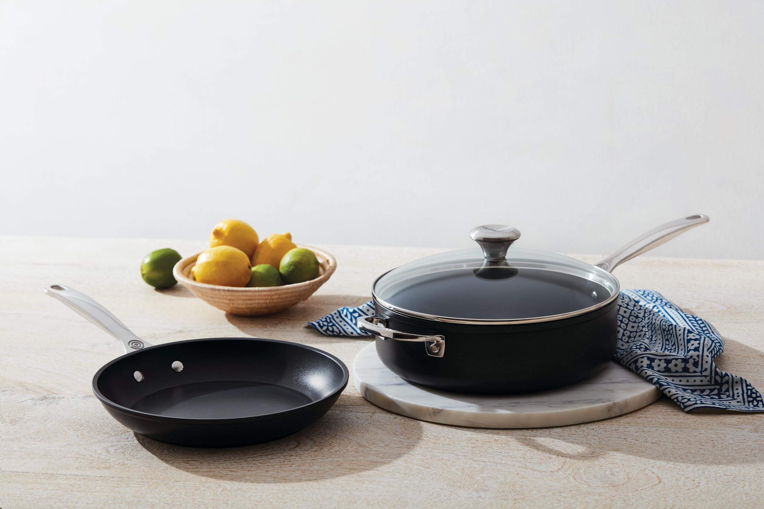 Le Creuset Toughened Nonstick PRO 10 inch pan handle design for comfort