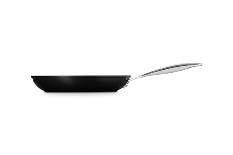 Le Creuset Toughened Nonstick PRO 10 inch in-sauté demonstration image