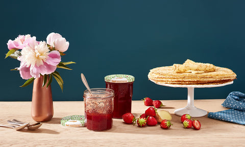 Le Parfait lids provide a secure, dishwasher-safe twist seal.