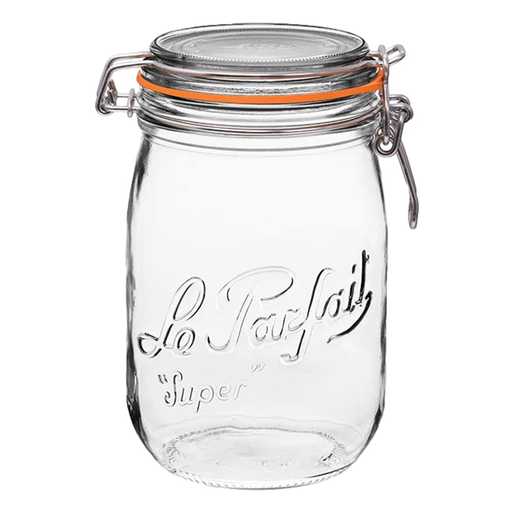 Le Parfait Super Jar 1L wide mouth with airtight lid for easy sealing and use.