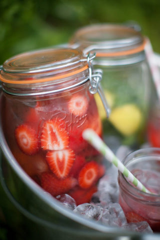 Le Parfait Super Jar gift-ready packaging enhances thoughtful, reusable gifts.
