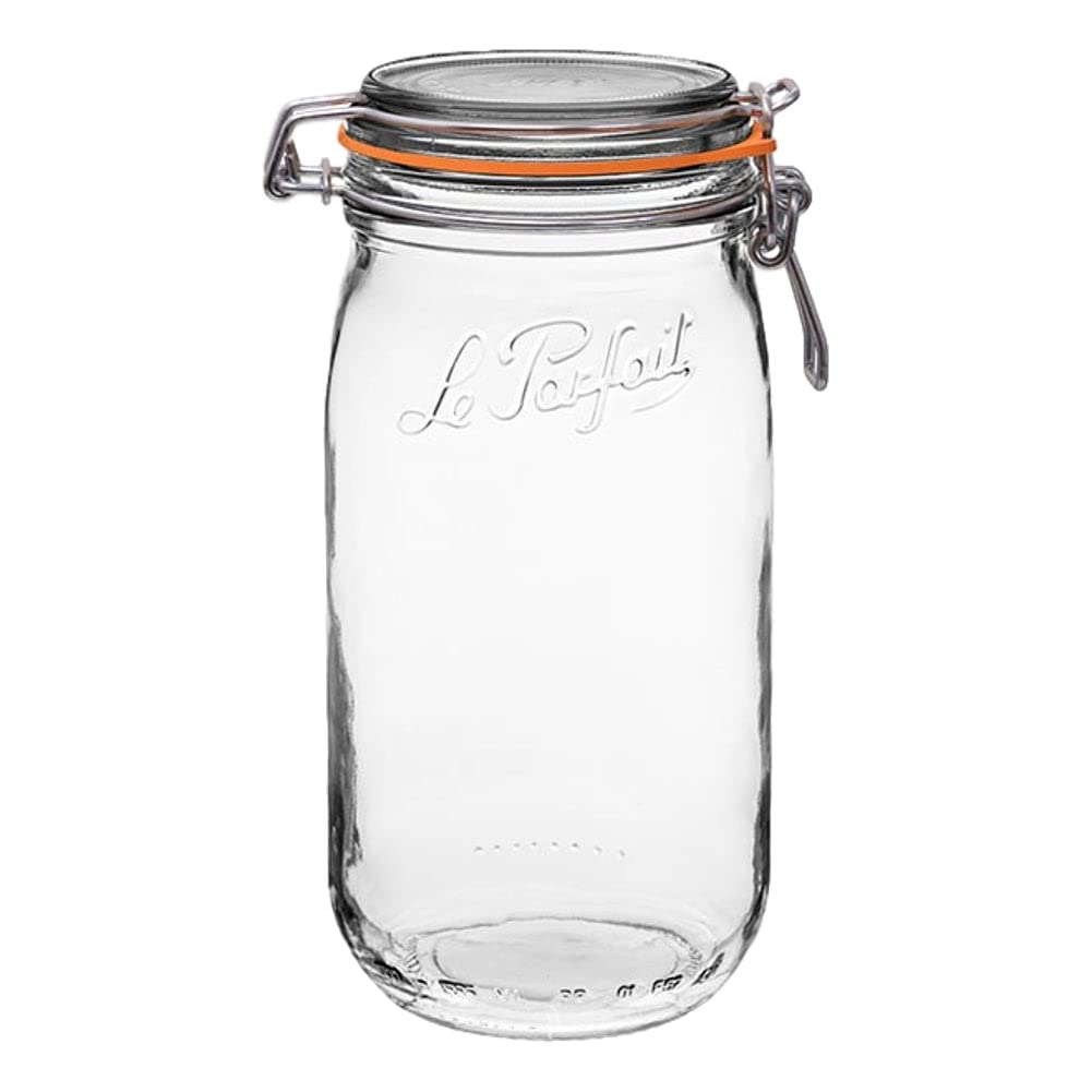 Le Parfait Super Jar round body 1.5L with airtight lid for secure, versatile storage.