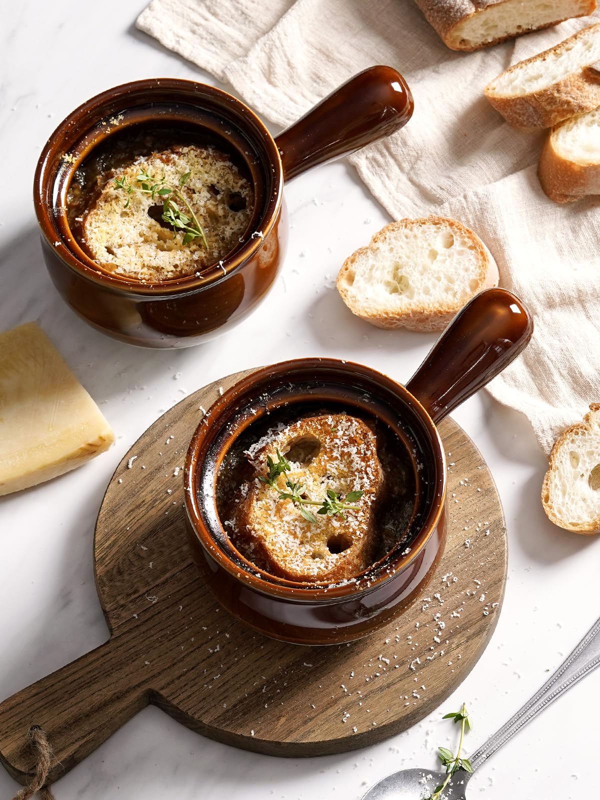 LE TAUCI stackable bowls save space while keeping meals attractive