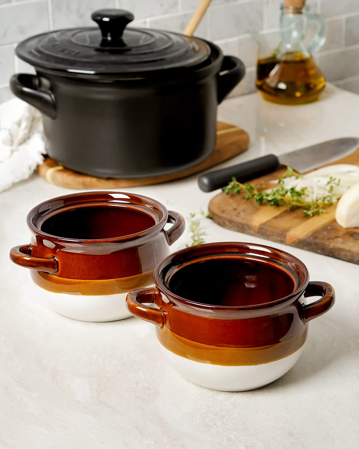 LE TAUCI 22oz bowl versatile for chili, beef stew, or pies.
