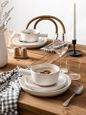 LE TAUCI Arctic White bowl neutral-glaze detail for elegant table