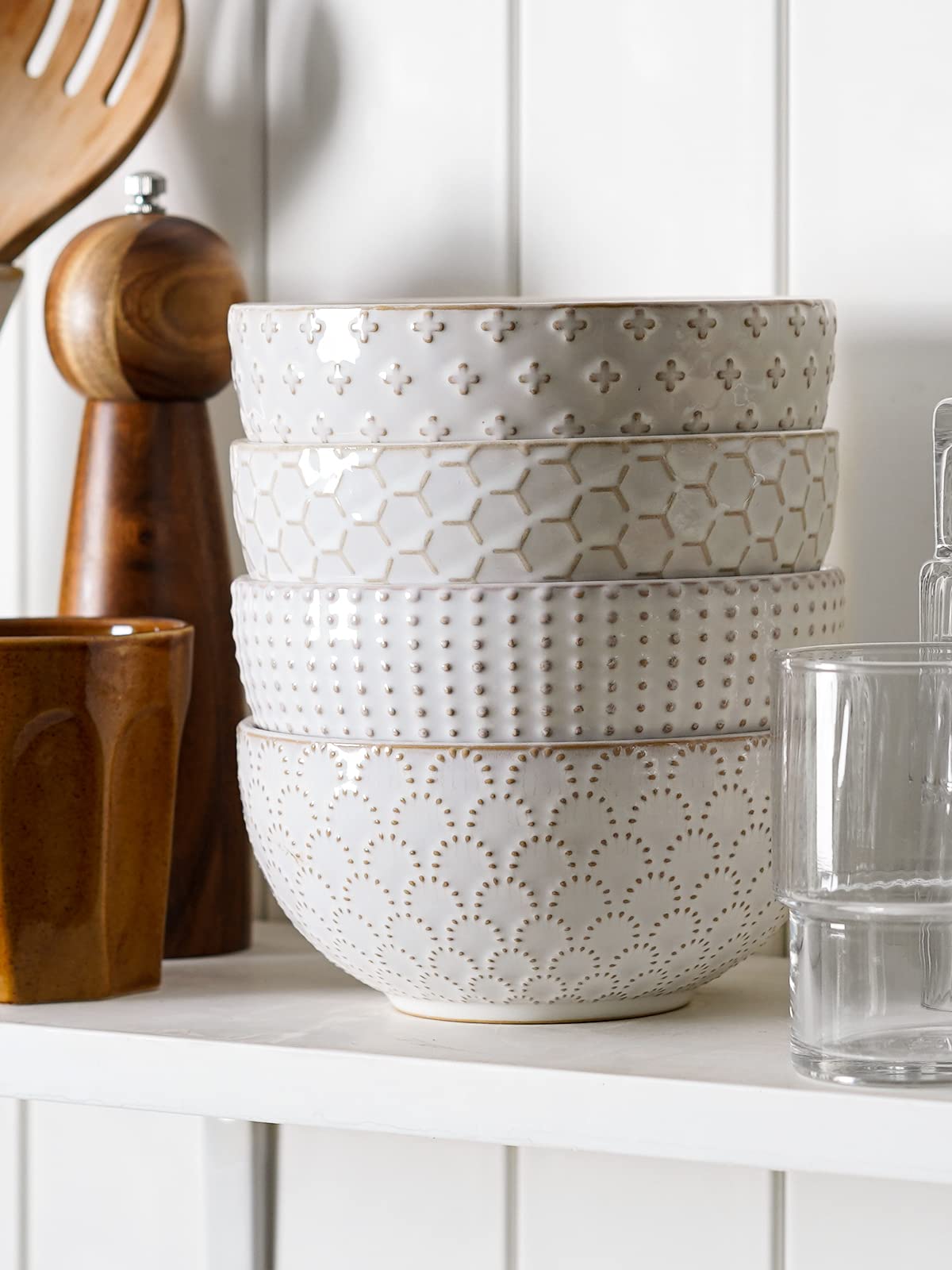 LE TAUCI microwave-safe bowls ready for fast reheating