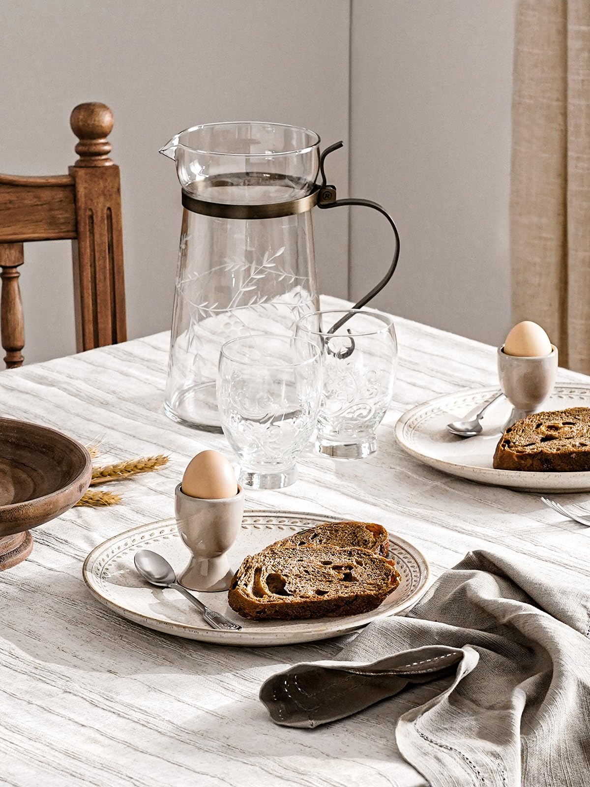 LE TAUCI embossed wheat pattern on ceramic dinnerware for refined tables