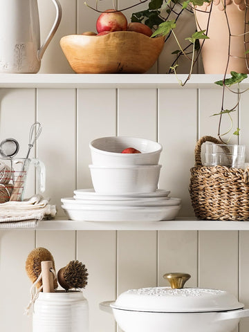 LE TAUCI Dishes Set stack neatly for compact kitchen storage.