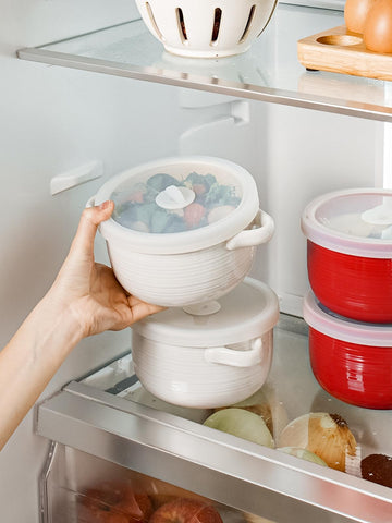 LE TAUCI bowls are oven and microwave safe for quick reheating and baking