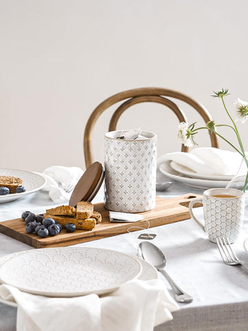 LE TAUCI large jar ideal for storing pasta and grains.