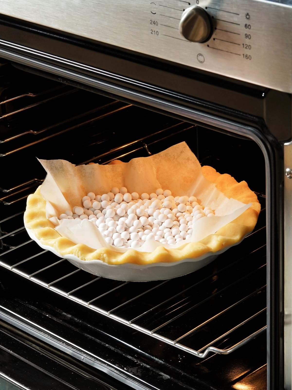 LE TAUCI odor-resistant ceramic surface preserves flavor integrity