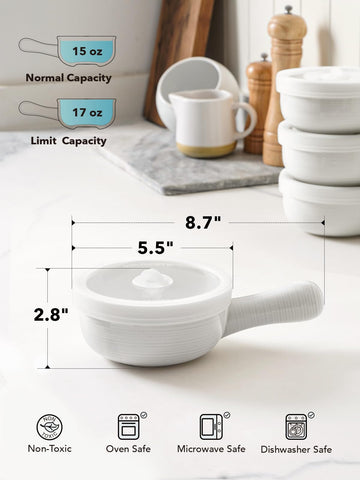 LE TAUCI venting silicone lid shown to reduce splatter during heating.
