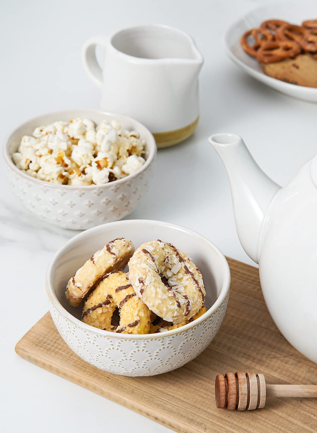 LE TAUCI bowls are microwave and oven safe for flexible heating.