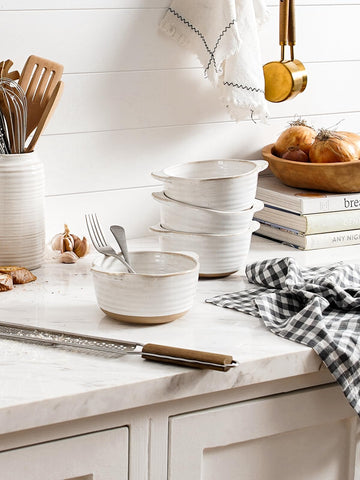 LE TAUCI stackable design saves kitchen space