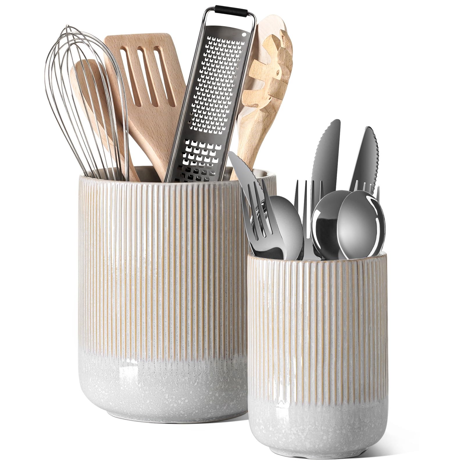 LE TAUCI large countertop utensil holder keeps spatulas within reach.