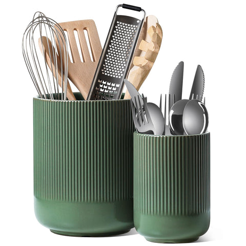 LE TAUCI utensil holder set on the counter keeps utensils within easy reach.