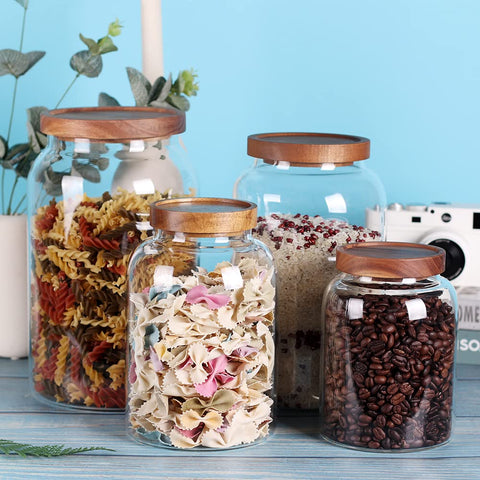 Leaves and Trees Y BPA-free borosilicate glass is safe for freezer, microwave, and dishwasher.