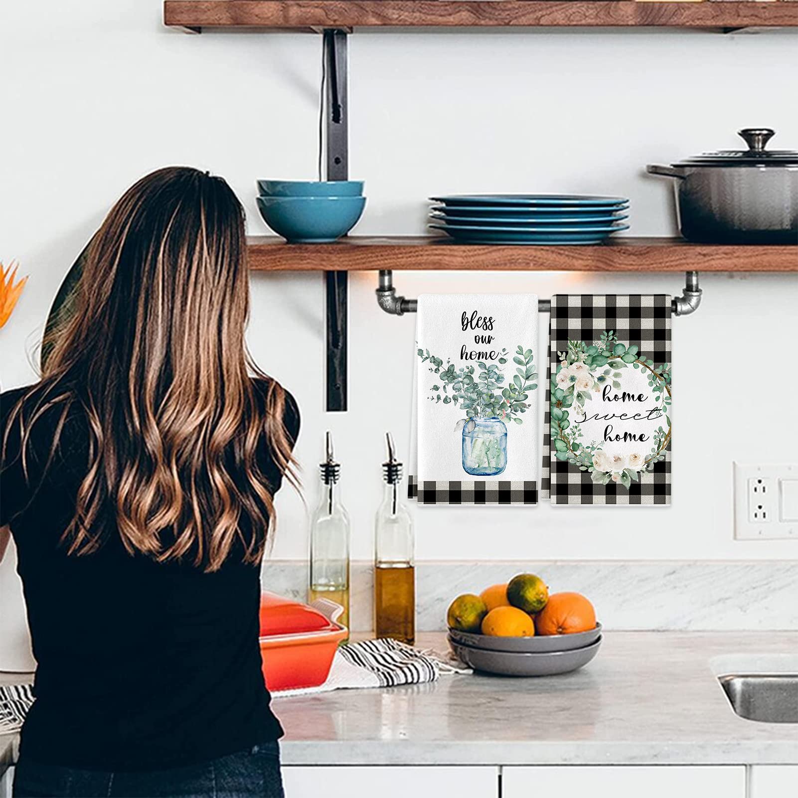 Lebsitey Absorbent microfiber towel: quick-drying solution for busy kitchens.