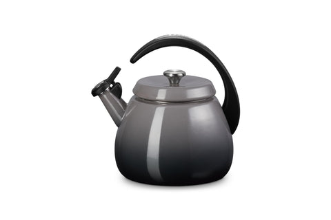 Le Creuset Cloche Kettle Oyster 2.2 qt for fast boiling and flavorful tea