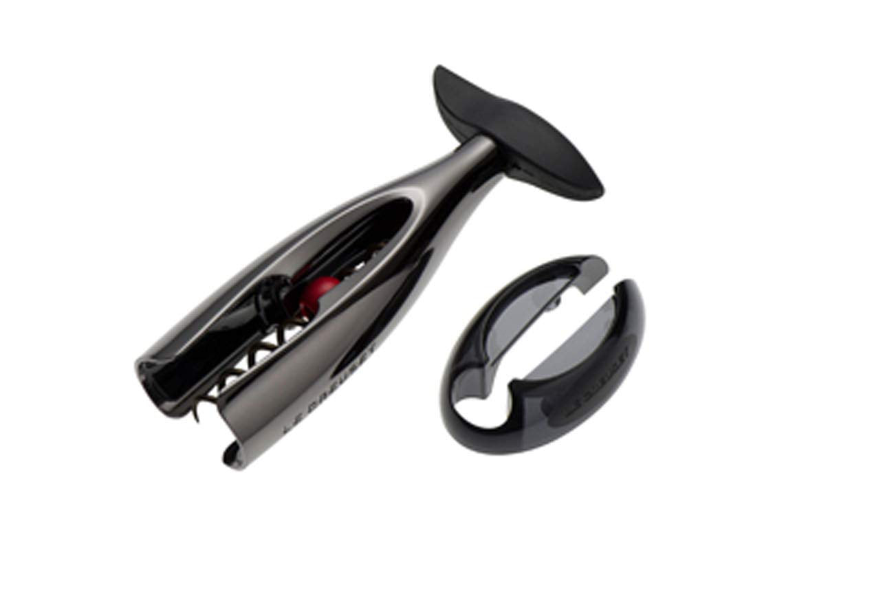 Le Creuset ergonomic handle offers comfortable wrist support during foil removal.