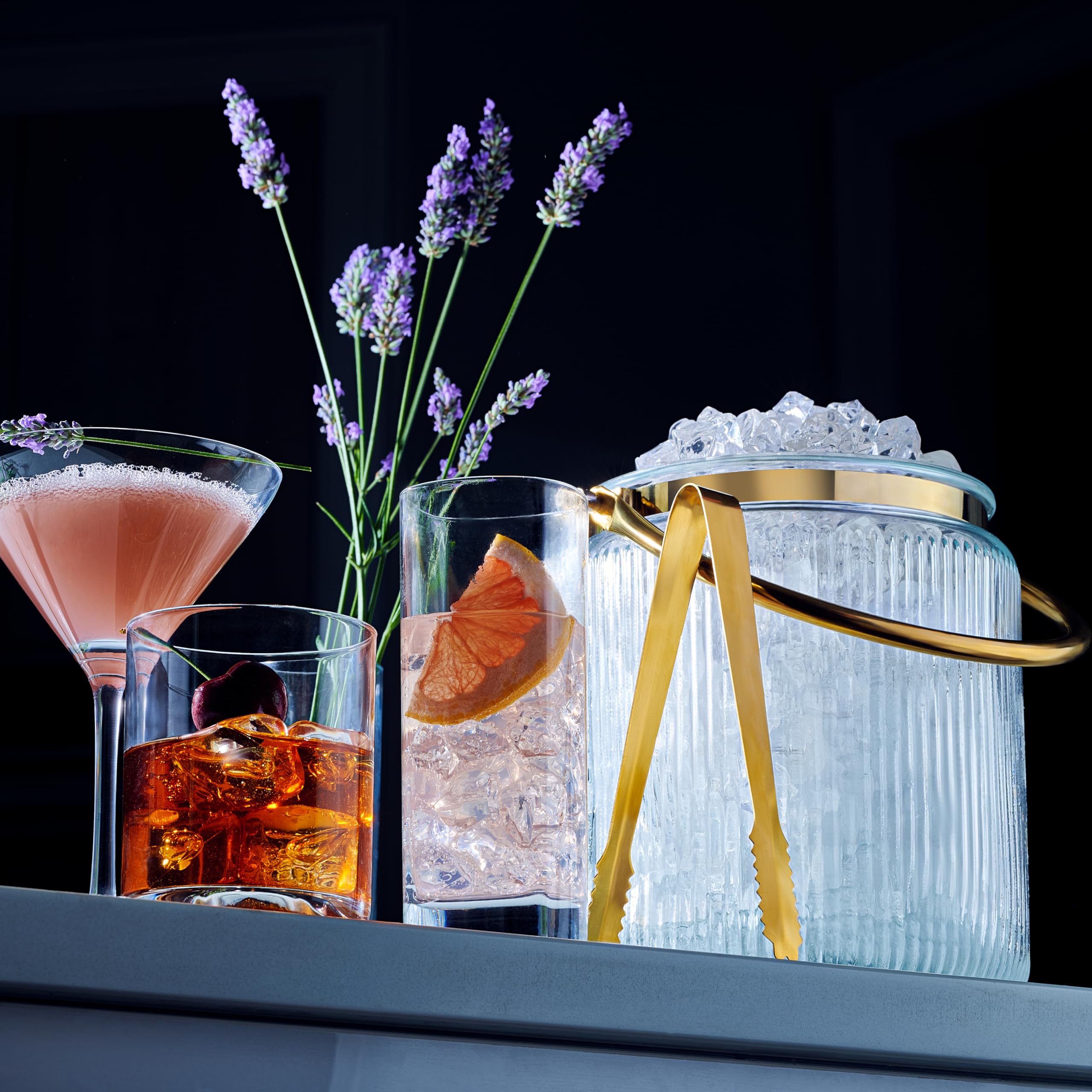 Le'raze bamboo lid adds eco-friendly style to ice bucket