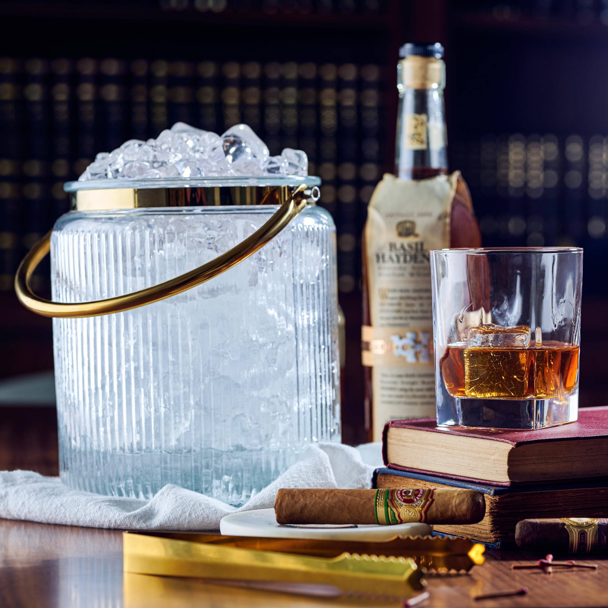 Le'raze party cooler ideal for champagne and wine gatherings