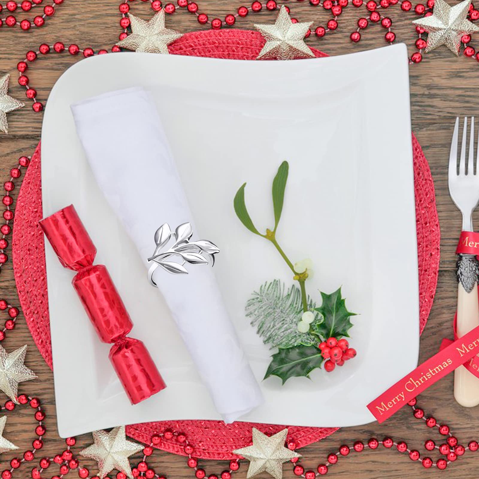 Legigo napkin ring set adds elegant sparkle to weddings and celebrations.