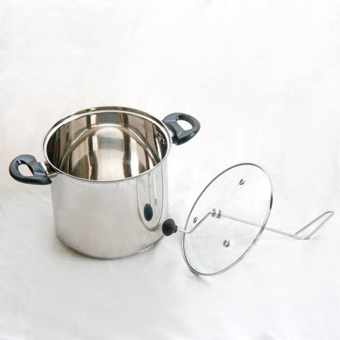 Lehman's manual stovetop popper fills up to 4.76 quarts for family sizes