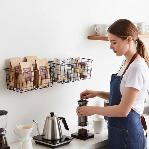 LeleCAT 2-set cabinet door installation shows clutter-free storage