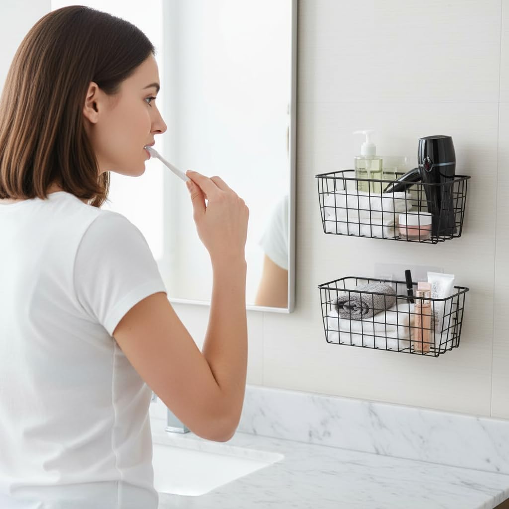 LeleCAT 2-set door organizer with hooks keeps countertops clear