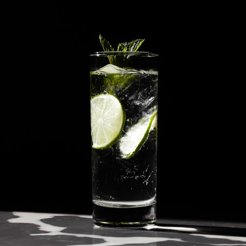 LEMONSODA clear lead-free glass emphasizes crisp tasting drinks