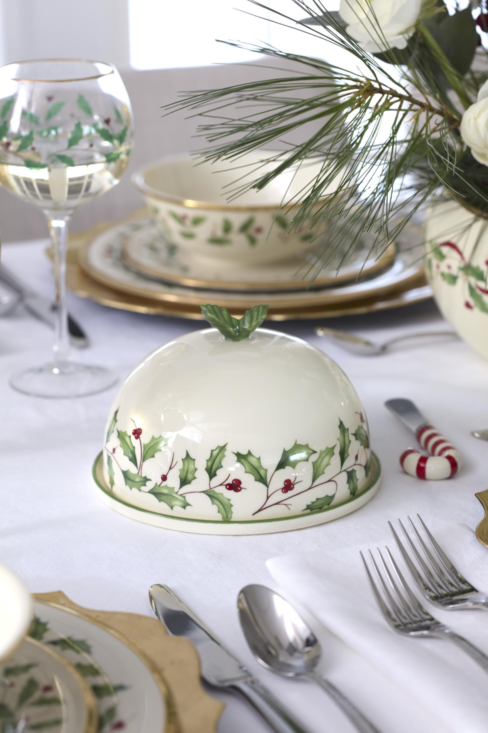 Lenox 898272 holiday table setup with festive serveware