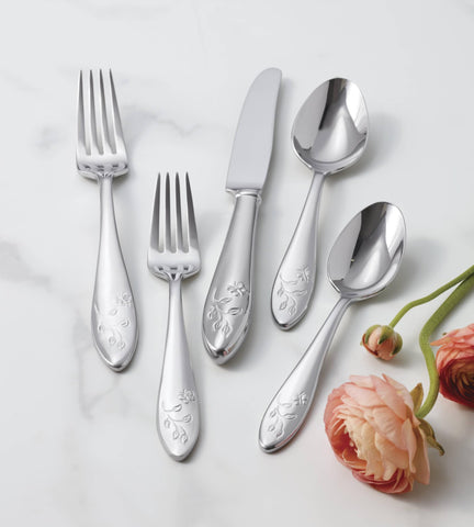 Lenox Butterfly Meadow teaspoon close-up, ideal for coffee and tea moments.