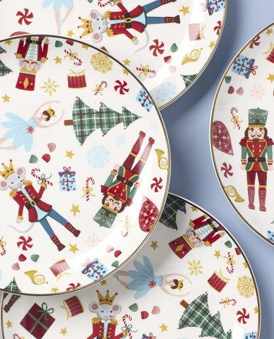 Lenox porcelain pasta plate featuring Nutcracker design for elegant pasta evenings.