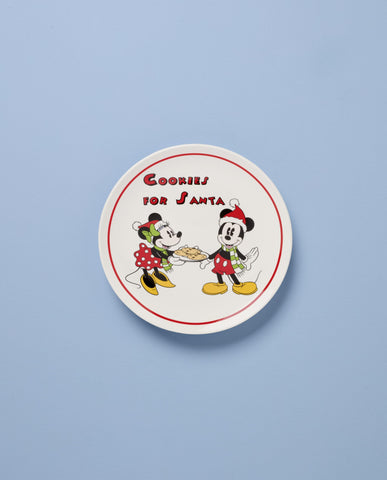 Lenox Disney holiday porcelain plate close-up highlighting quality finish.
