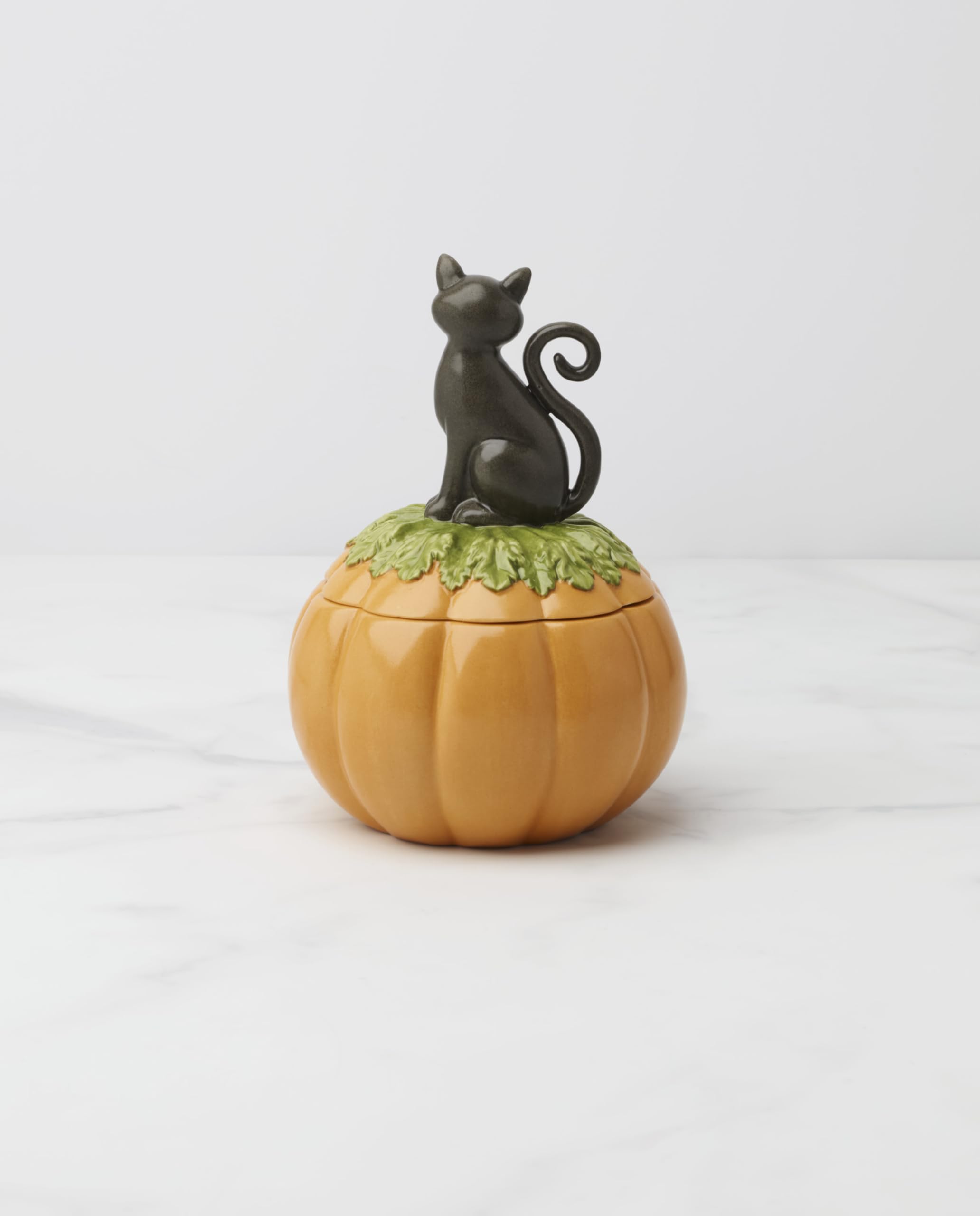 Lenox kitchen decor piece adds seasonal charm to countertops