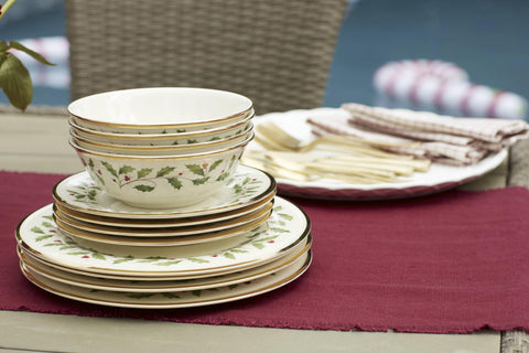 Lenox Holiday 24-karat gold accent closeup conveys elegant table decor.