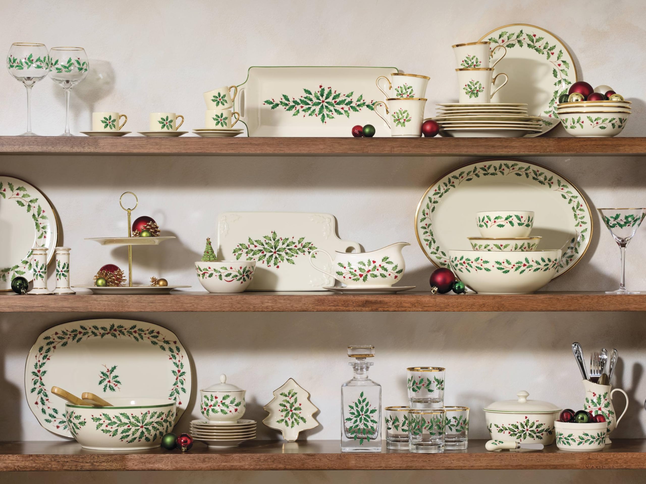 Lenox Holiday ivory porcelain closeup showcases timeless craftsmanship.