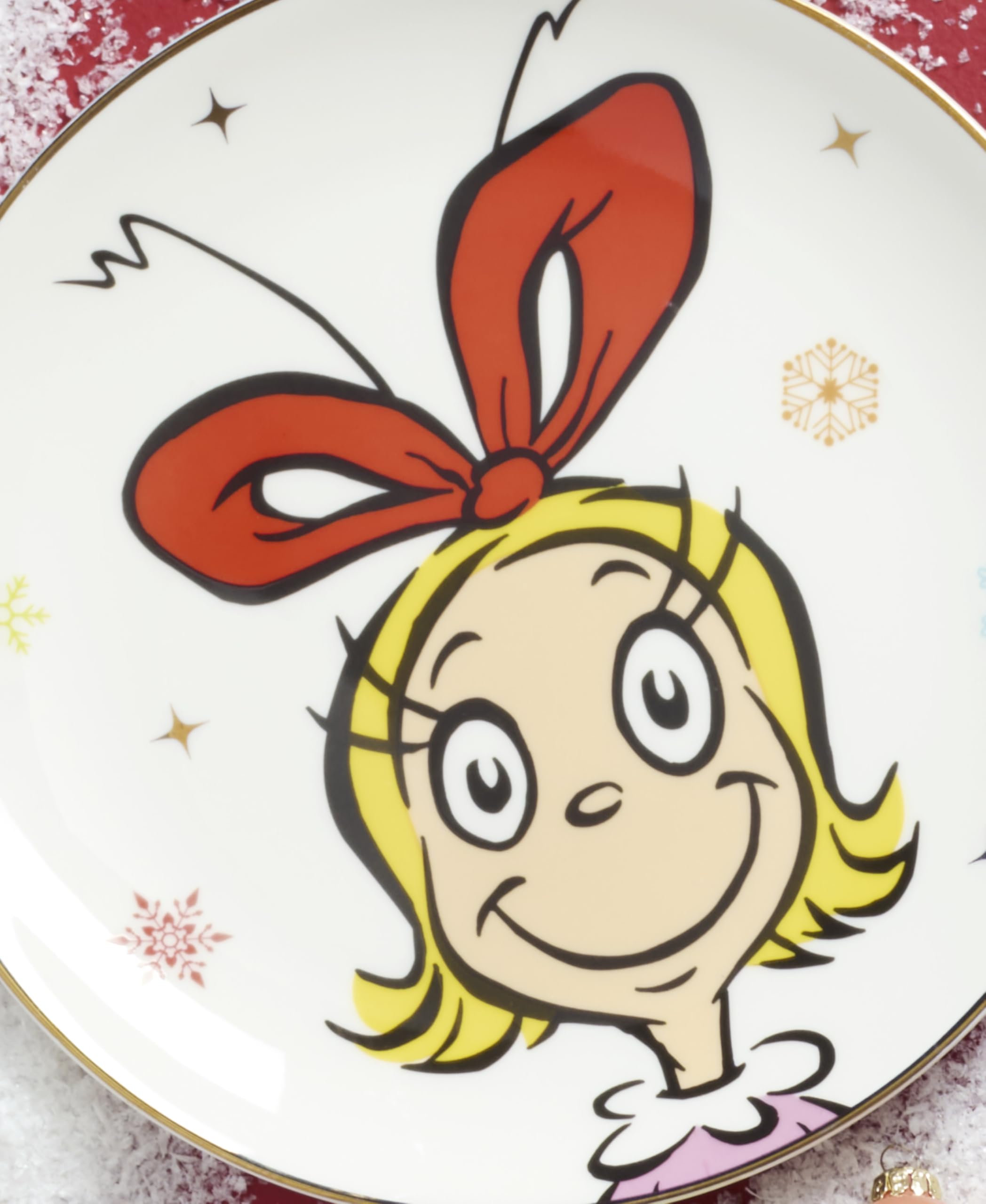 Lenox Merry Grinchmas accent plate pasta-serving, ideal for holiday pasta courses.
