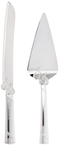 Lenox True Love handles featuring interlaced hearts for a romantic touch and secure grip