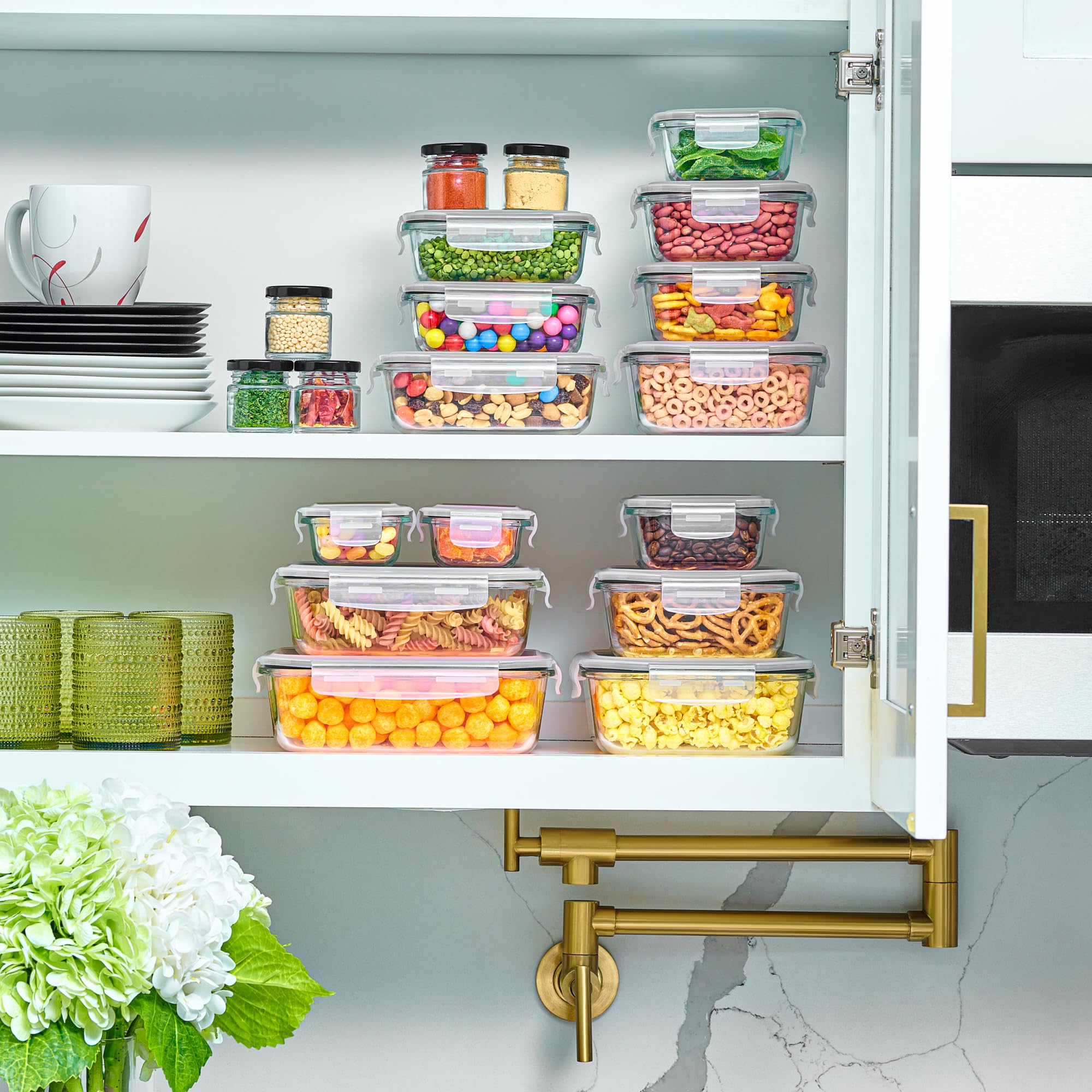 Le'raze 370ml rectangular container ideal for snacks and small meals