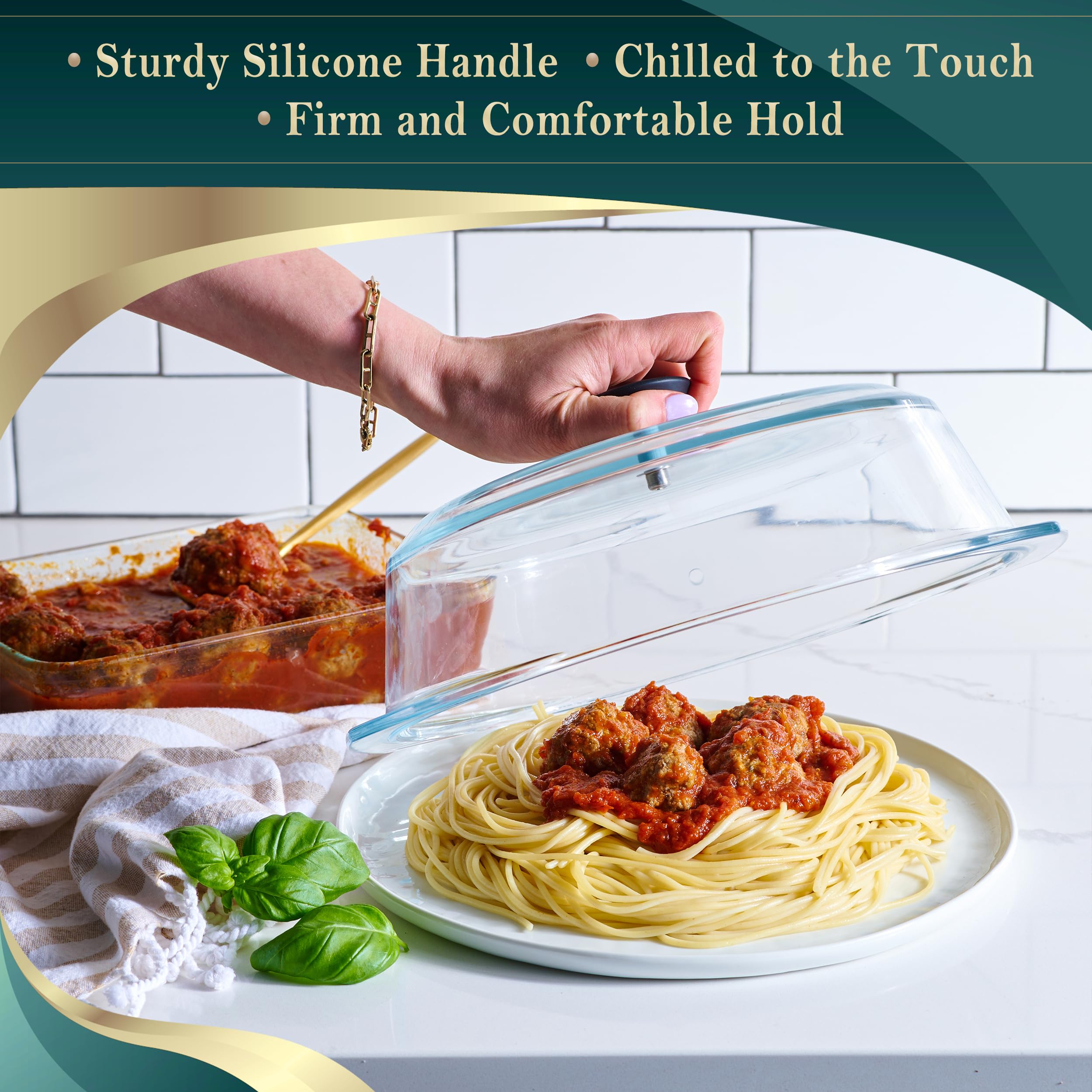 Le'raze clear glass lid allows viewing reheating progress